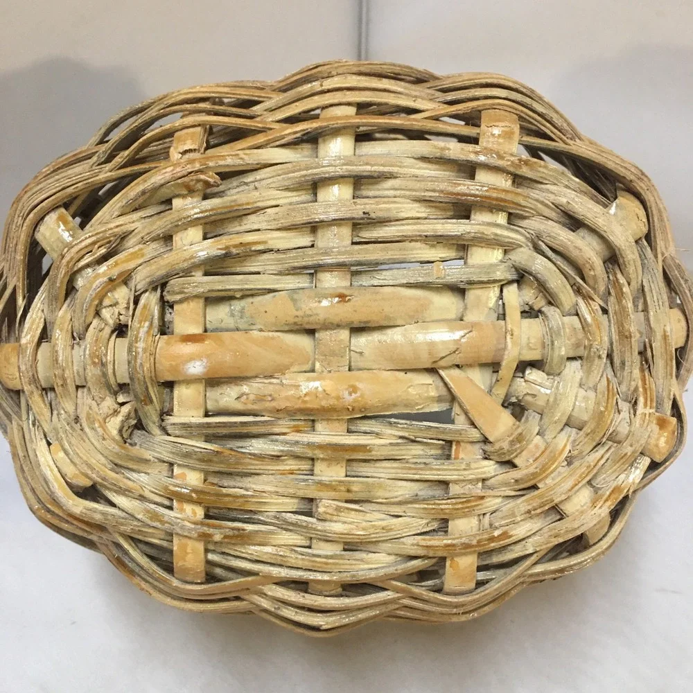 Unbranded handcrafted vintage